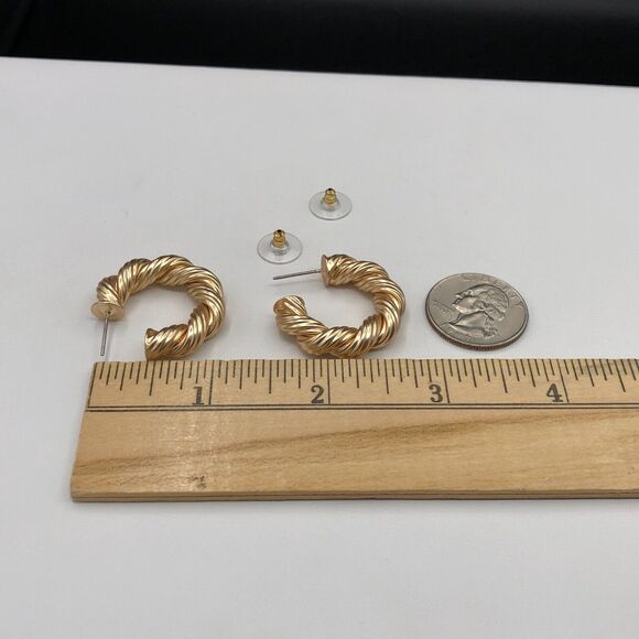 LOFT Earrings Chunky Twisted Rope Classic Gold Tone Hoops NWT - Picture 8 of 8